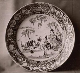 Teller aus Imari-Porzellan