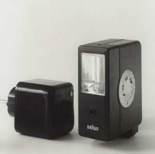 Braun Blitzgerät „hobby-mat F 245 LSR“