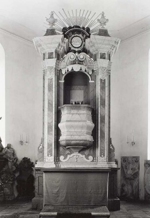 Kanzelaltar, Kroppen