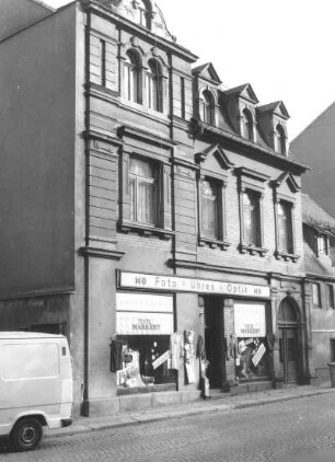 Adorf, Elsterstraße 7. Wohn- und Geschäftshaus. Straßenansicht