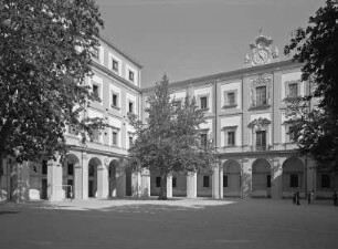 Collegio Massimo — Zweiter Hof