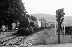 Breisach: Zugfahrt durch den Kaiserstuhl [bei Oberrotweil]