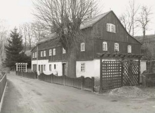 Wohnhaus (ehem. Wohnstallhaus mit Scheunenteil)