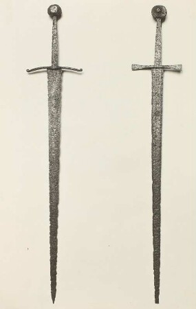 Zwei Schwerter