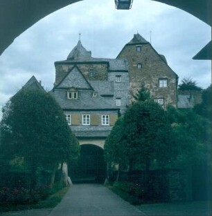 Runkel. Burg Runkel. Tor