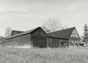 Bad Brambach-Raun. Bauernhof, Dorstraße 52 : Bad Brambach-Raun (Vogtlandkreis). Bauernhof, Dorstraße 52. Remise, Hofwand und Wohnstallhaus. Straßenansicht