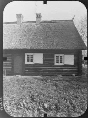 Lübbenau-Lehde, Dorfstraße 3. Freilandmuseum. Doppelstubenhaus (umgesetzt aus Burg-Kauper). Eingangsfront (Teilansicht)