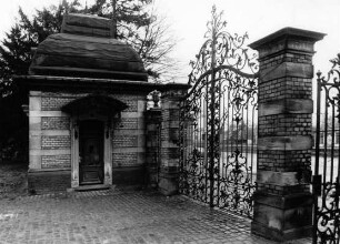 Pförtnerhäuschen Palais Rosenhöhe; Darmstadt, Wolfgang-Engelbrecht-Weg (Erbacher Straße)