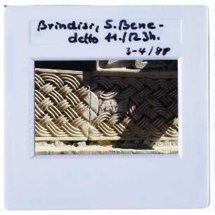 Brindisi, San Benedetto : Detail Relief