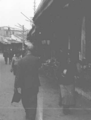 Straßenszene : Blick in eine Straße von Heraklion.