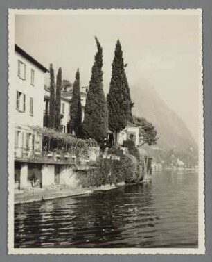 Villen am Ufer von Ovia d'Italia