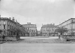 Place du Champ de Mars