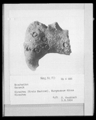 Bruchstück : Bruchstück (Grabungsfund aus dem Umfeld der Burg Körse). Keramik. Schirgiswalde-Kirschau: Burgmuseum Kirschau