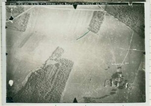 Foto des Geländes um und westlich der La Gonétrie Ferme (Luftbild)