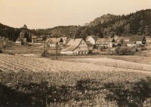 Jonsdorf, Kurort, Ortsansicht : Oberdorf mit Hotel "Gondelfahrt"