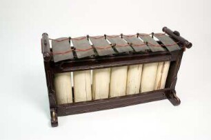 gender, slentem (Gamelan, pélog)