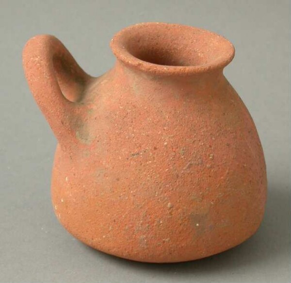 Clay vessel