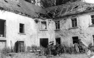 Ralbitz-Rosenthal-Naußlitz. Ehem. Jurasmühle, Hofansicht, ruinös