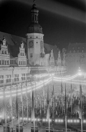 Lichtfest am Alten Rathaus anlässlich des II. Deutschen Turn- und Sportfestes