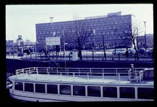 Gedenkbibliothek 20.3.66.