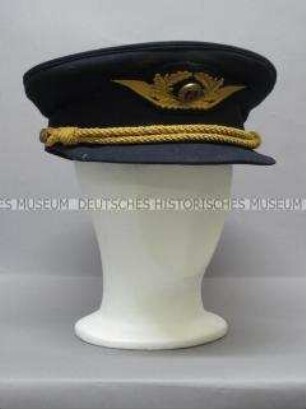 Mütze zur Uniform eines Flugkapitäns der Interflug