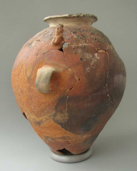 Clay vessel