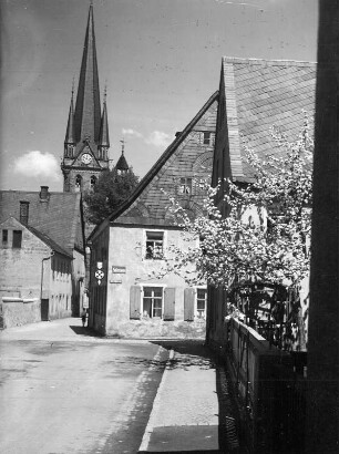Neustadt in Sachsen, Badegasse : Neustadt in Sachsen, Badegasse. Blick nach Norden zur Jakobikirche.