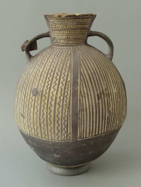 Clay vessel