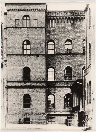 Evangelisches Diakonissenkrankenhaus Bethanien, Berlin-Kreuzberg Umbau: Nord-/Ostfassade 1:100