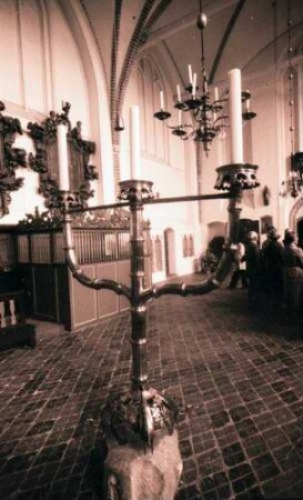 Ebstorf: Refektorium mit Kerzenhalter