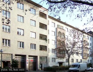 Charlottenburg-Wilmersdorf, Nassauische Straße 41 & 42 & 43 & 44