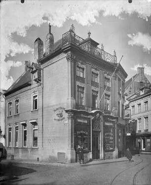 Wohn- und Geschäftshaus Apotheke