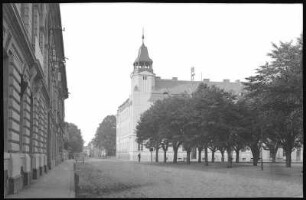 Theresienstadt. Lange Straße : Theresienstadt. Straßenbild Lange Straße am Paradeplatz