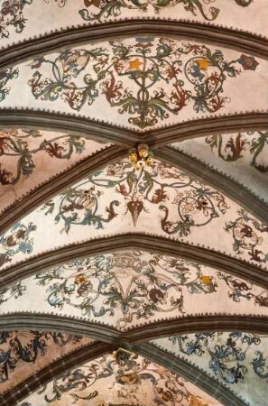 Belgien. Liege. Huy. Collegiale Notre Dame. 1311 bis 1377. Innen. Kreuzrippengewölbe