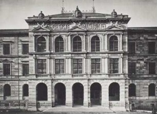 Mittelbau des Hauptgebäudes, Blatt 31