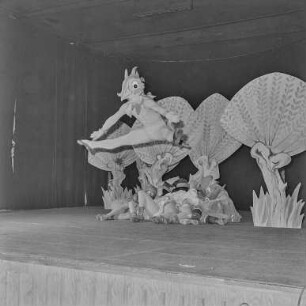 Szenenfoto aus dem Ballett "Die Abenteuer des Pumpot". Darbietung des Staatlichen Ensembles für sorbische Volkskultur