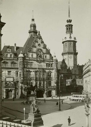 Schloßplatz, Georg der Bärtige, Herzog von Sachsen