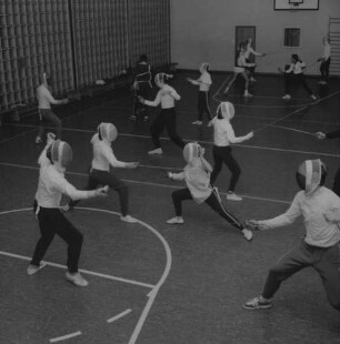 Bonn, Am Neuen Lindenhof 2. Olympischer Fechtclub. Fechter beim Training