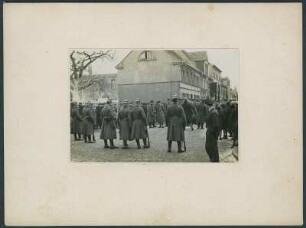 Bitterfeld, Mitteldeutscher Aufstand : Bitterfeld. Aufstand in Mitteldeutschland März 1921, Märzkämpfe. Aufständische und Polizisten