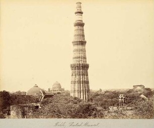 Dehli, Qutb-Minarett