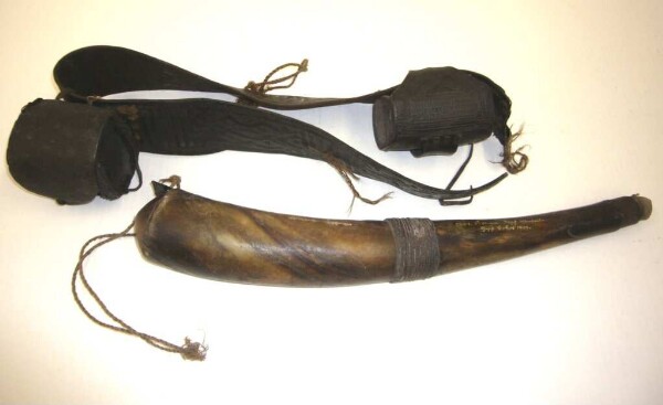 Belt with powder horn and 2 cartridge pouches