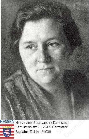Kern, Elisabeth geb. Bangert (1880-1944) / Porträt, Brustbild