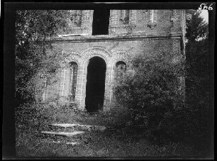 Estrées-Deniécourt (Dep. Somme, Frankreich): Schloss
