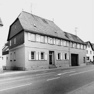 Taunusstein, Aarstraße 52