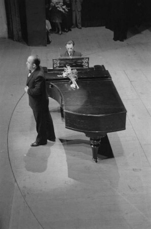 Gastspiel eines russischen Ballett- und Künstlerensembles in der Deutschen Staatsoper Berlin