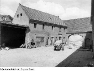 Brabschütz-Merbitz, ? Bauernhof, Seitengebäude und Scheune