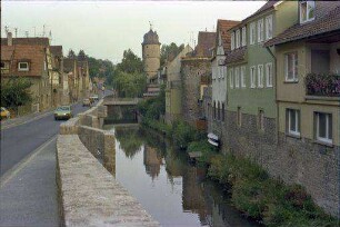 Marktbreit: Schlossgraben mit rundem Turm