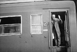 Cluj: Lucian Lazarescu, bei der Abfahrt am Zug