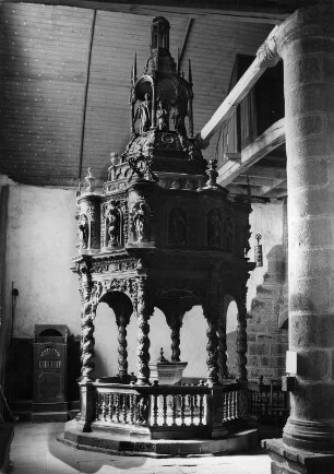 Baptisterium : Baptisterium (1675). Guimiliau, Kirche
