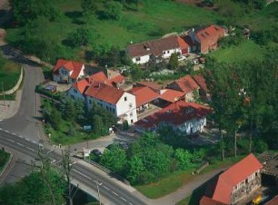 Wipfratal-Marlishausen. Ortsteilansicht zwischen Arnstädter Straße, Zollhohle und Wassergasse. Luftbild-Schrägaufnahme von Südost